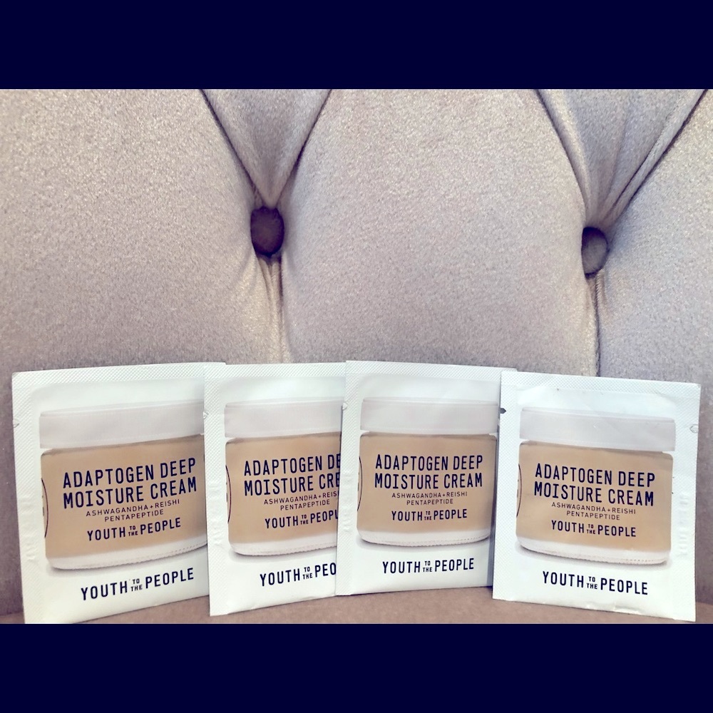 🆕✨SEPHORA✨🆕 YOUTH TO THE PEOPLE Sample Bundle